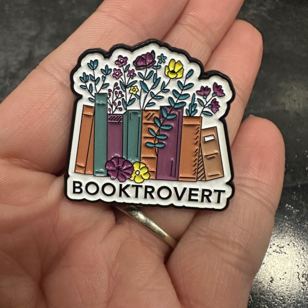 Booktrovert Lapel Pin 