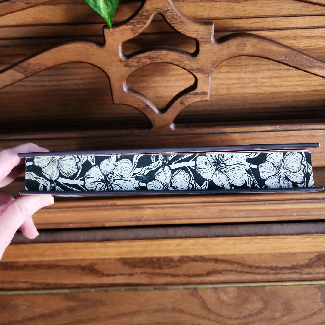 The Whispering Dark - Signed Illumicrate Exclusive!