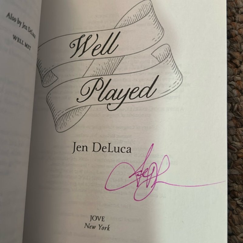 Well Played by Jen DeLuca, Paperback Pangobooks