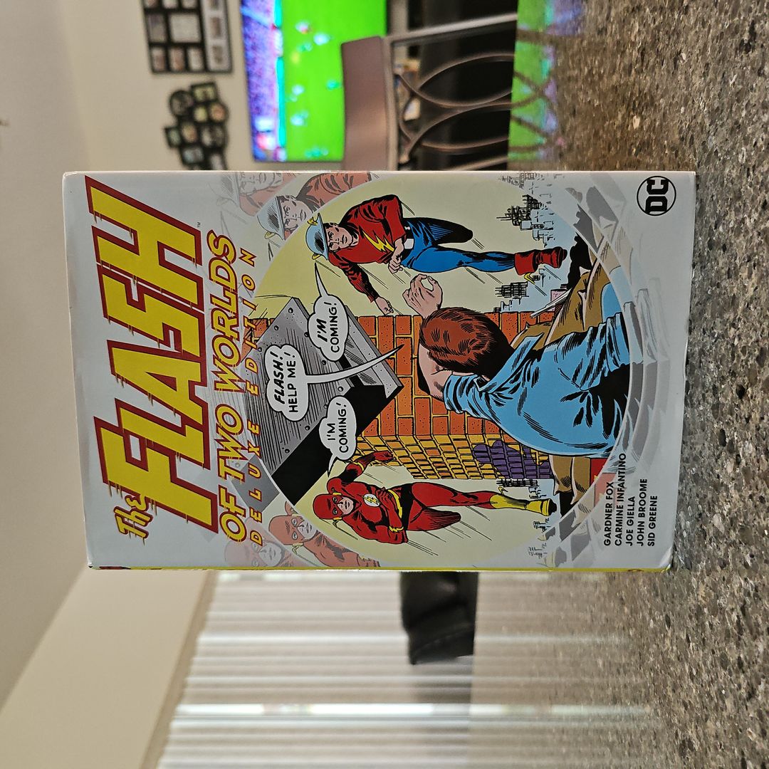 The Flash of Two Worlds Deluxe Edition