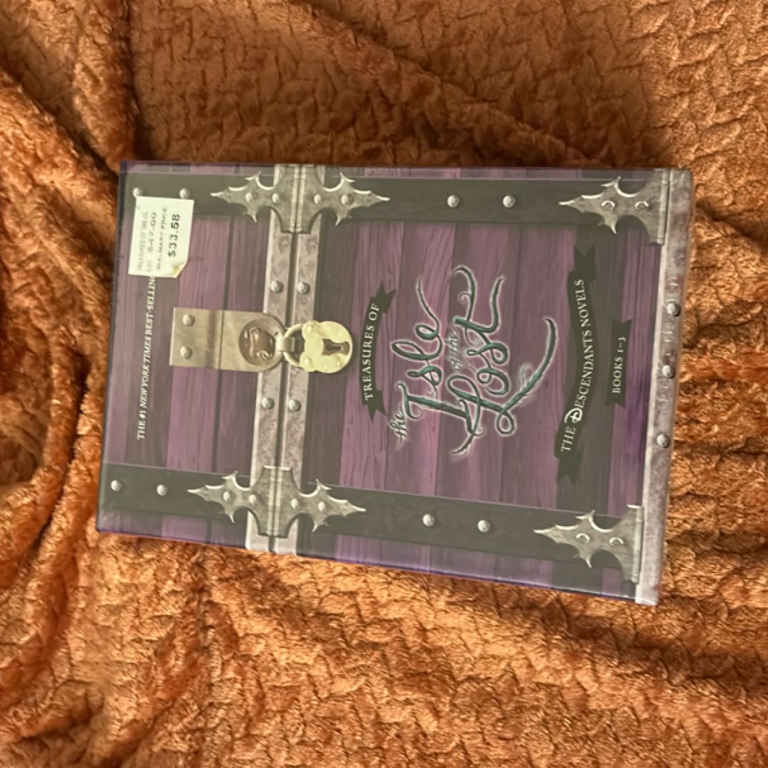 Treasures of the Isle of the Lost [3-Book Hardcover Boxed Set + Poster]