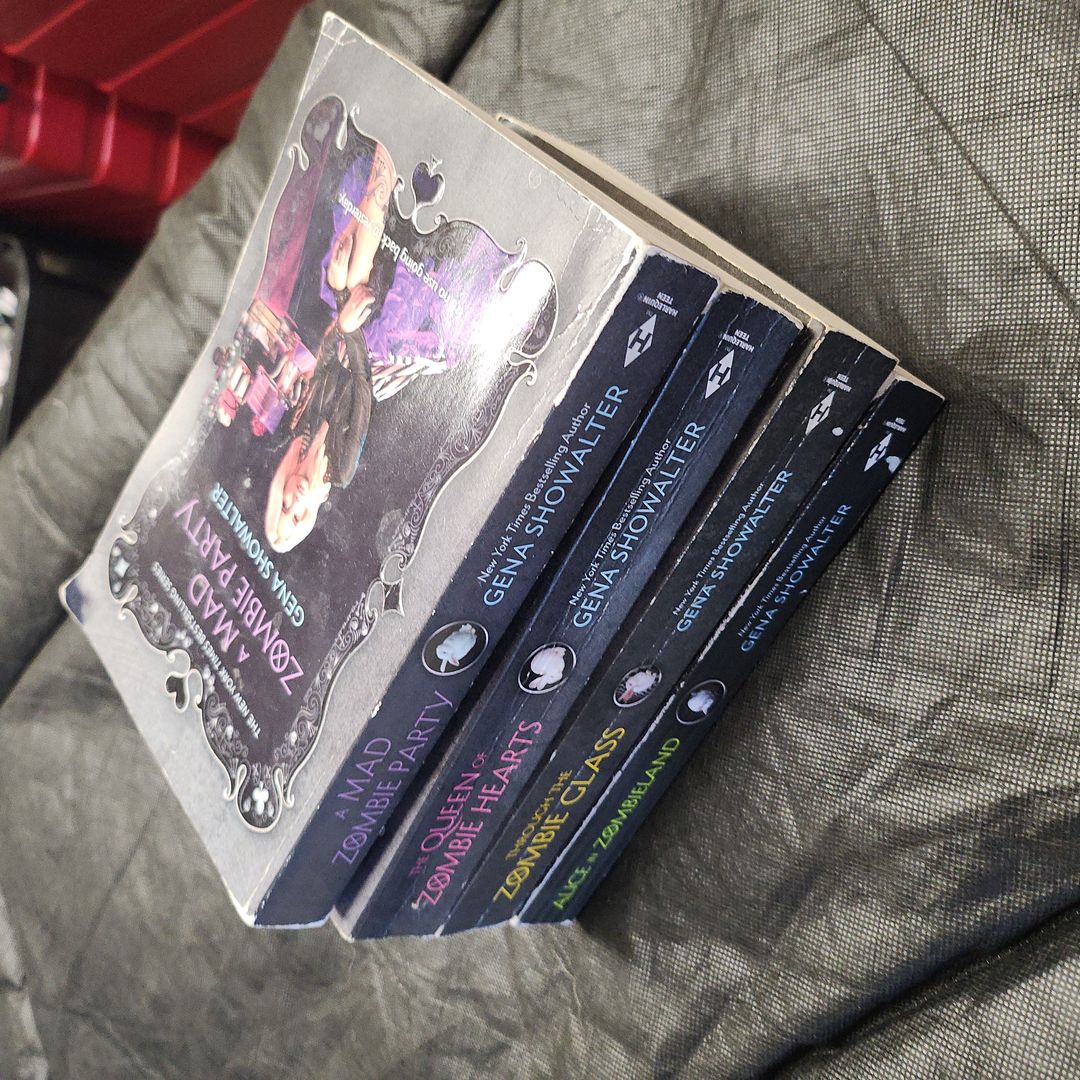 The White Rabbit Chronicles Boxed Set