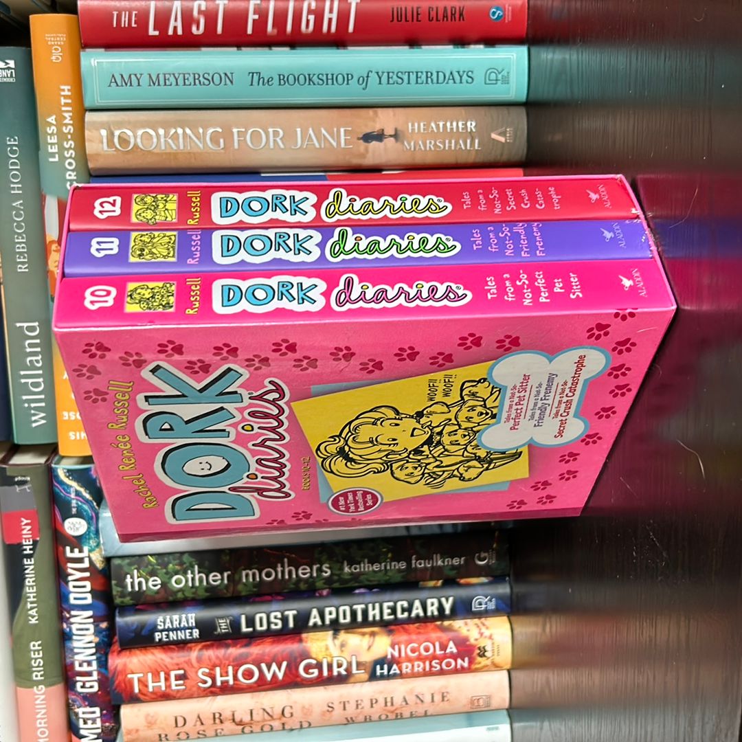 Dork Diaries Books 10-12 (Boxed Set)