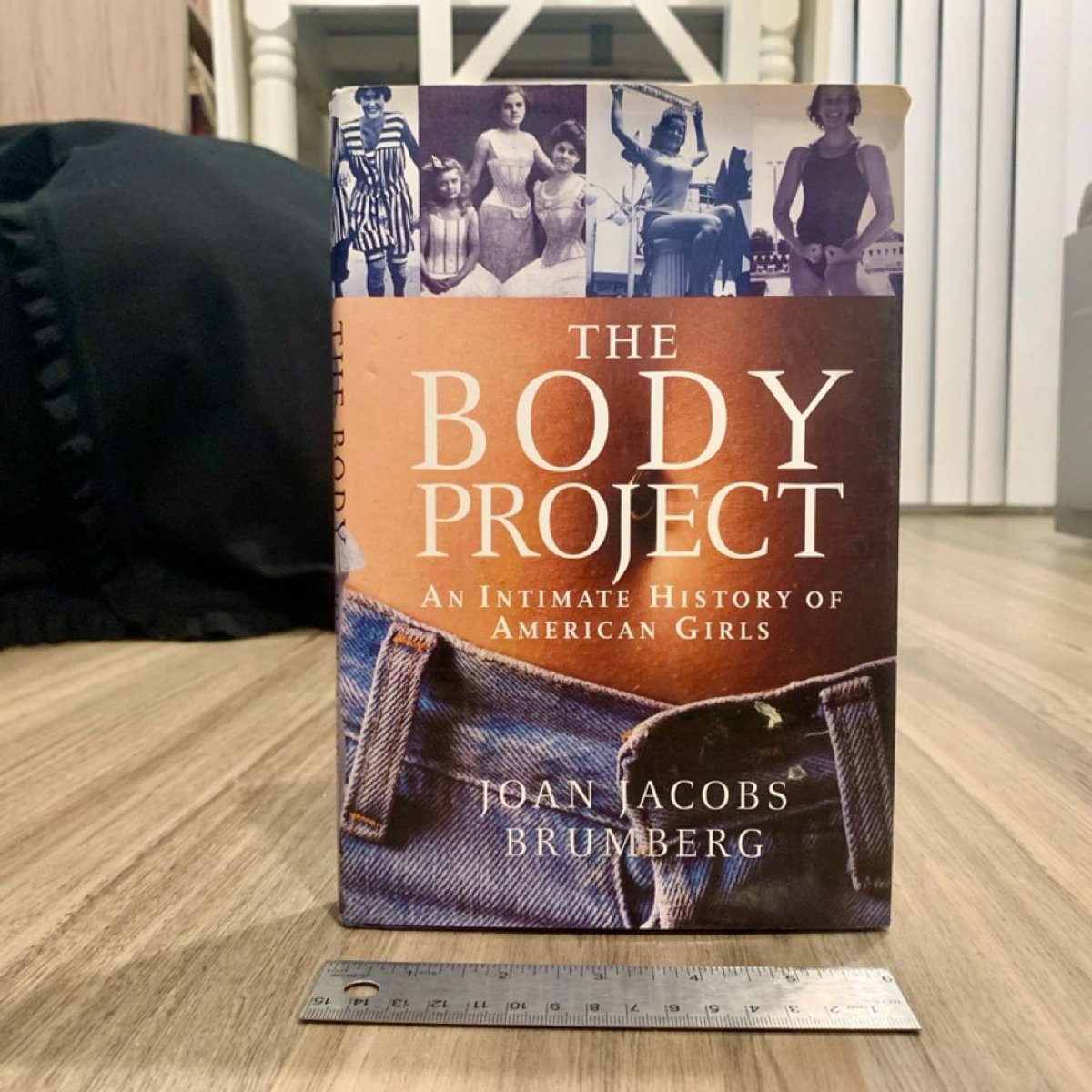 The Body Project by Joan Jacobs Brumberg