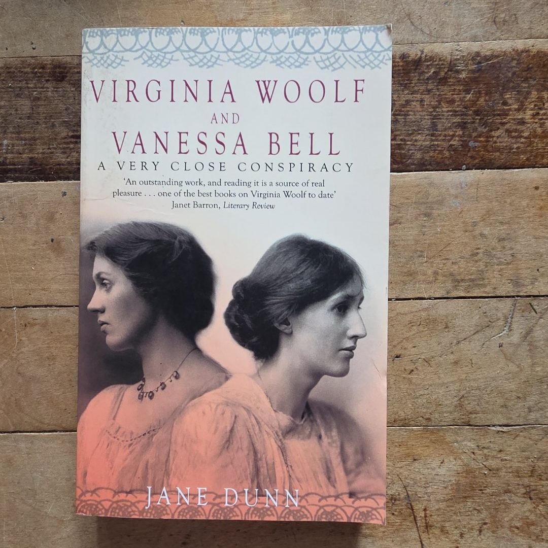 Virginia Woolf and Vanessa Bell