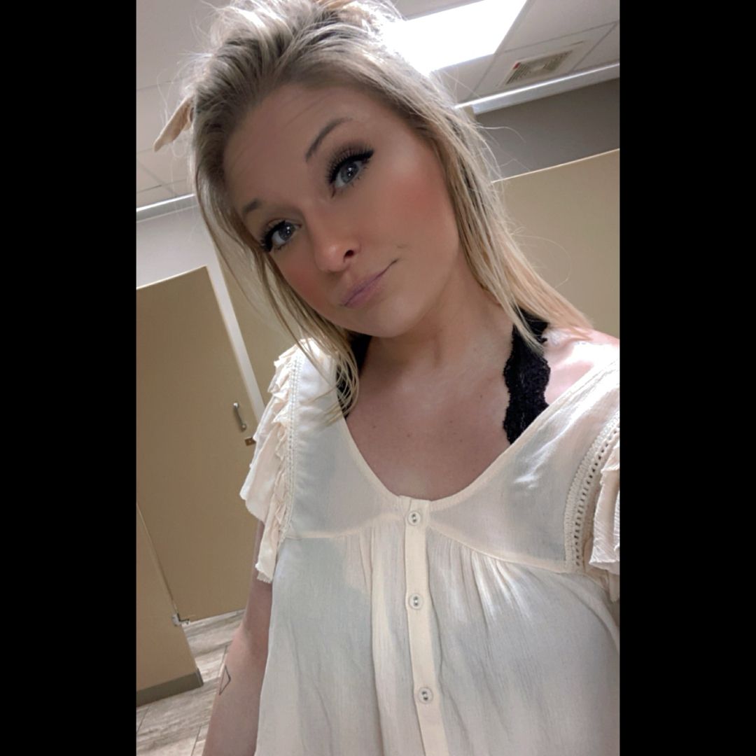 Samantha Lee