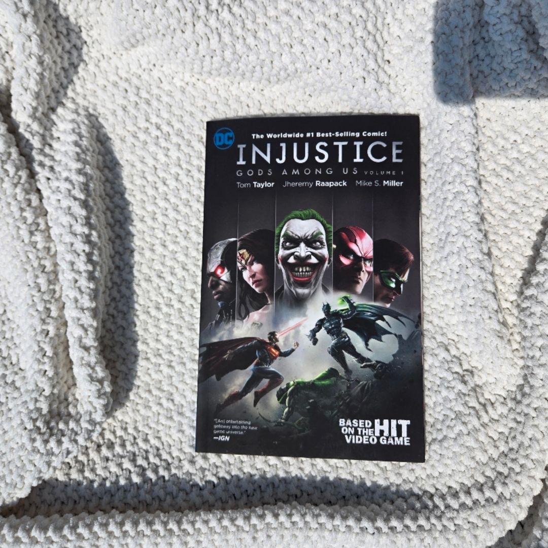 Injustice Gods among Us Vol 1