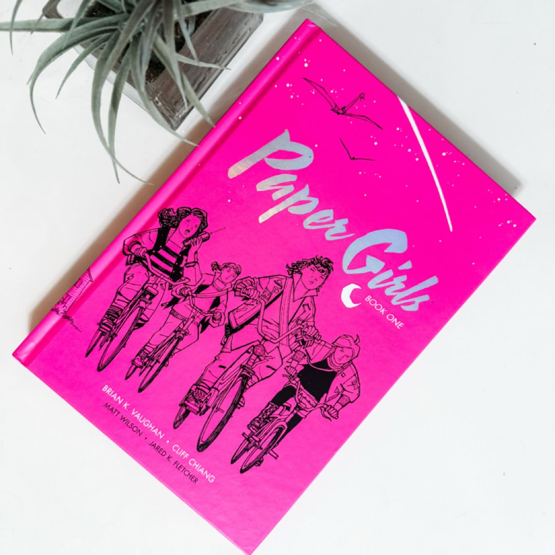Paper Girls Deluxe Edition Volume 1
