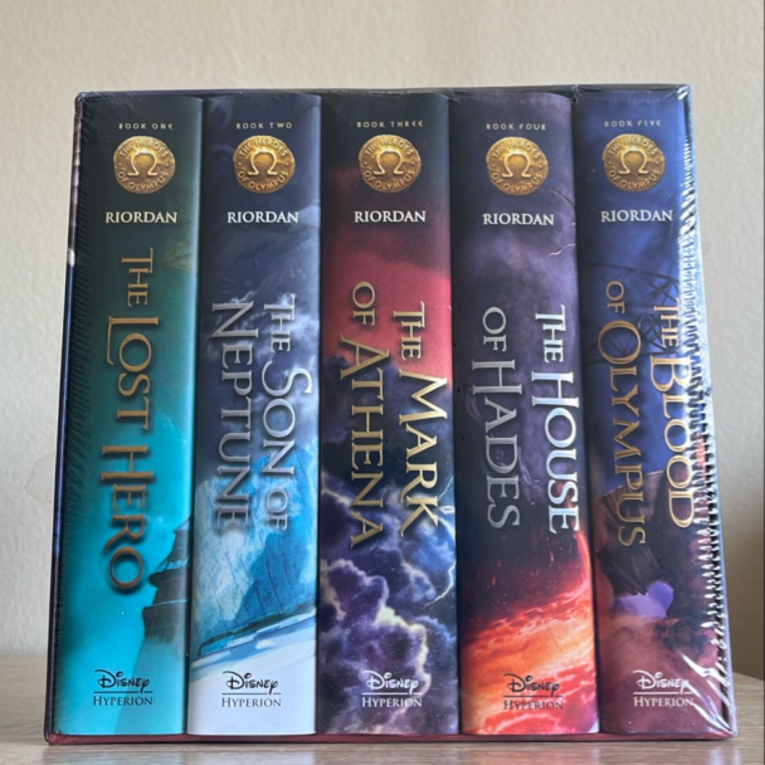 SEALED The Heroes of Olympus Hardcover Boxed Set
