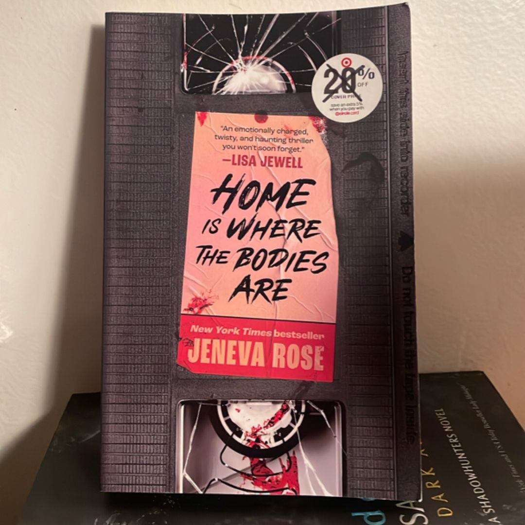 Sale image for 76626b11-554d-4c18-ae8e-0f59d5722f97-XJOXg37WYVa4fnVx17PeGfhUZgT2