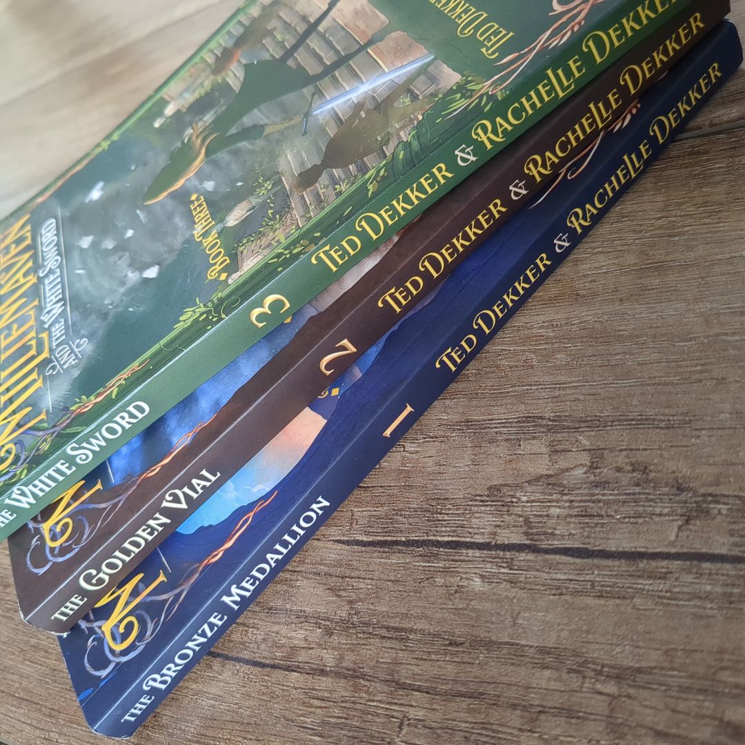 Millie Maven and the Bronze Medallion