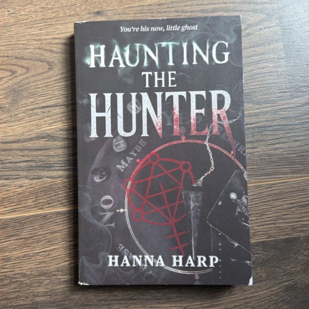 Haunting the Hunter by Hanna Harp, Paperback | Pangobooks