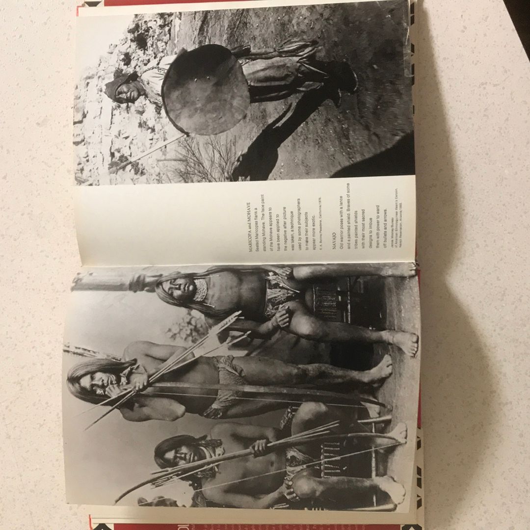 Indians : The Great Photographs That Reveal North American Indian Life, 1847-1929, from the Unique Collection of the Smithsonian Institution