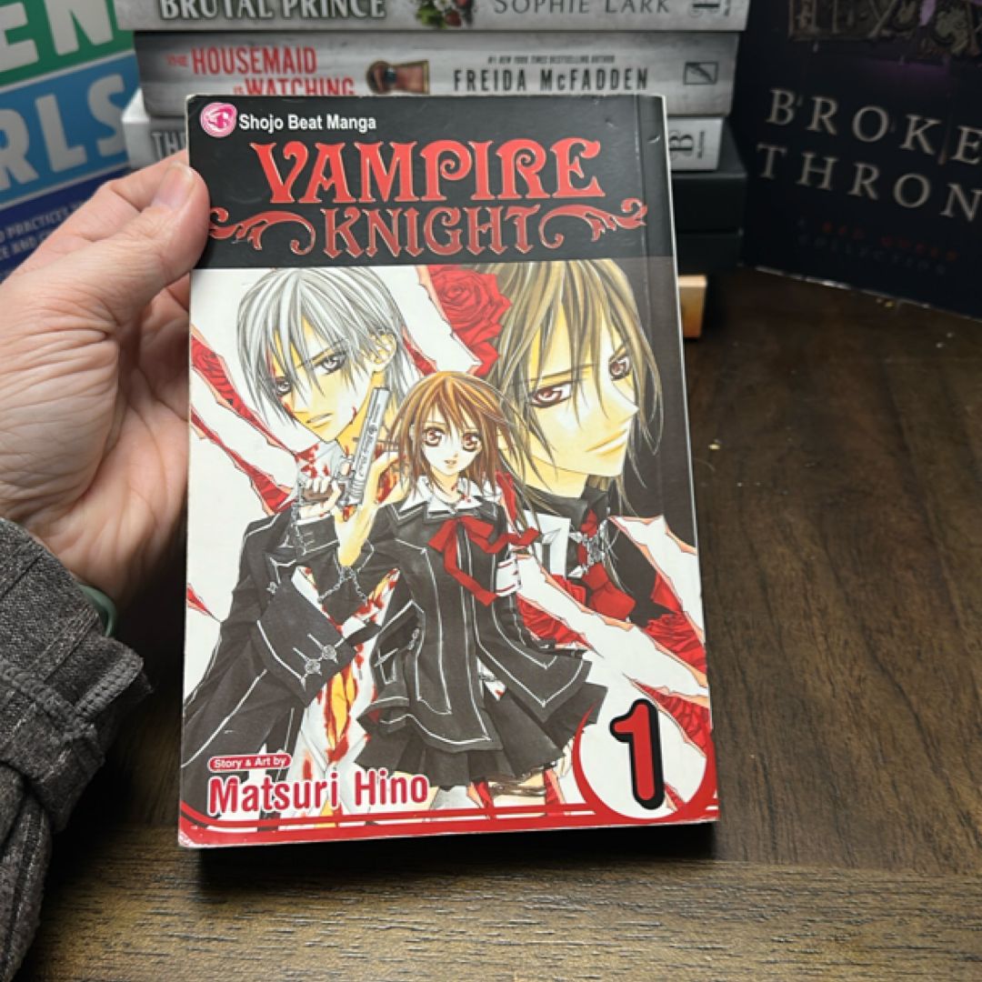 Vampire Knight, Vol. 1