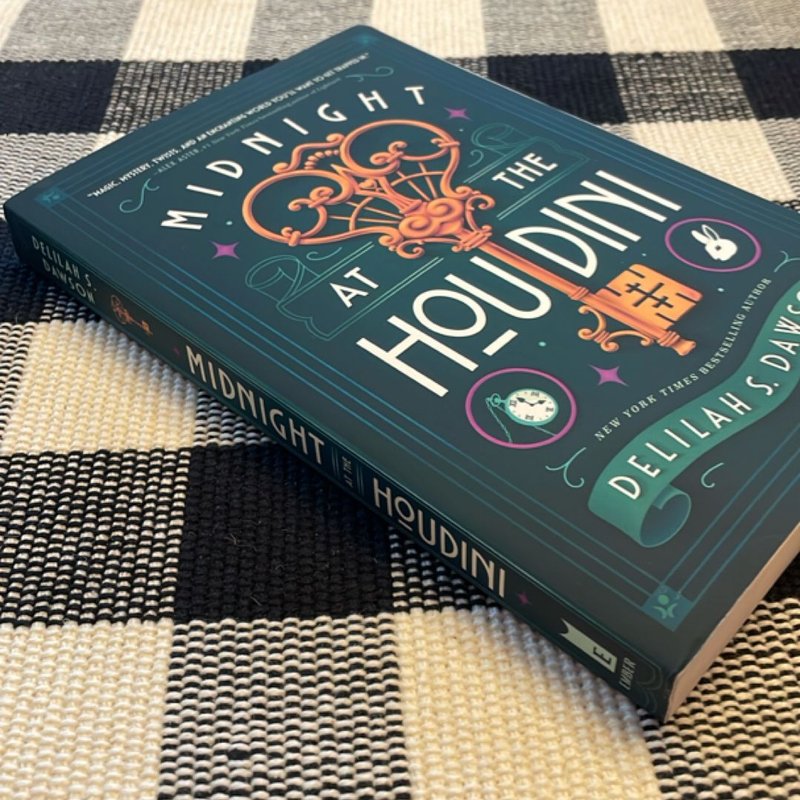 Midnight at the Houdini