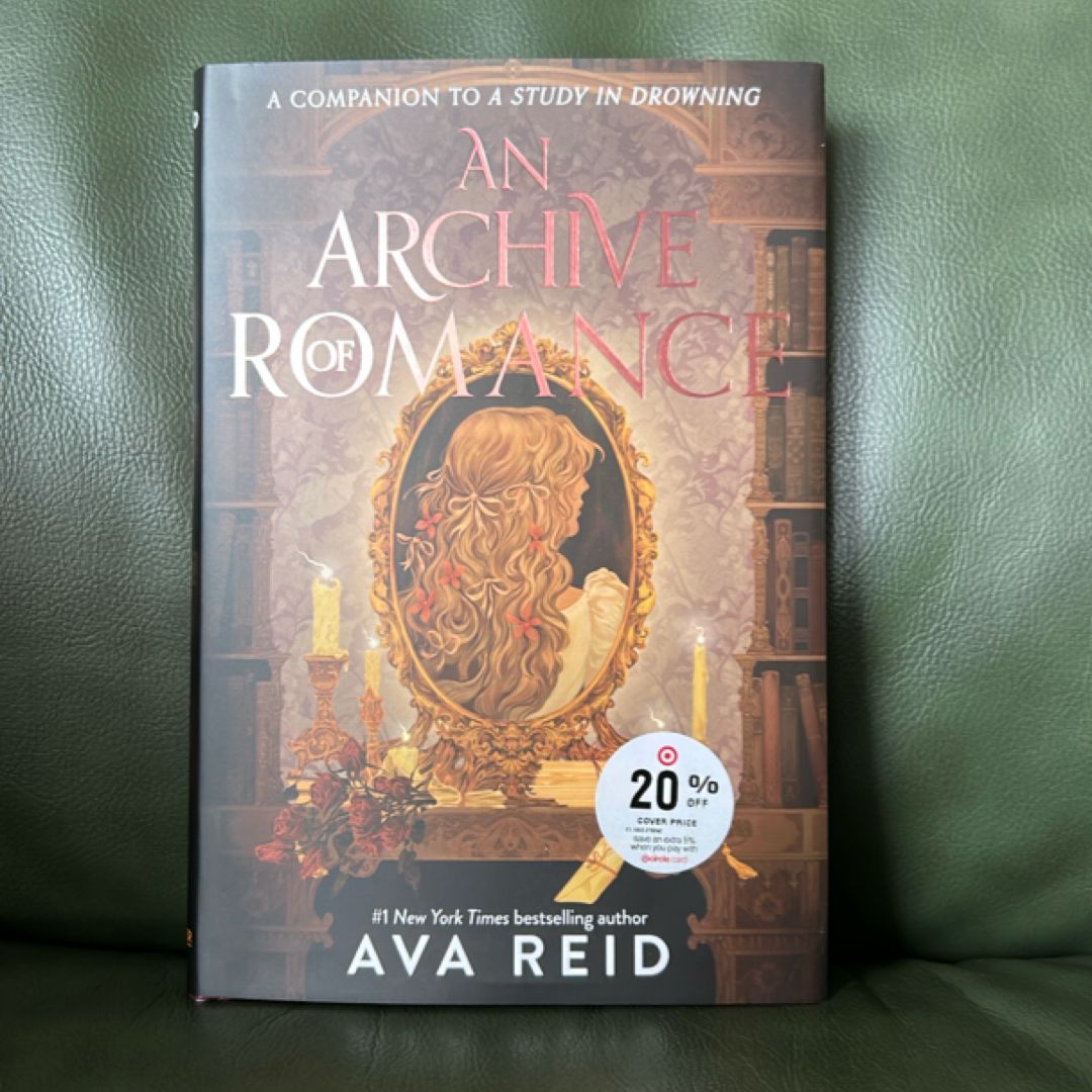An Archive of Romance Deluxe Illustrated Edition
