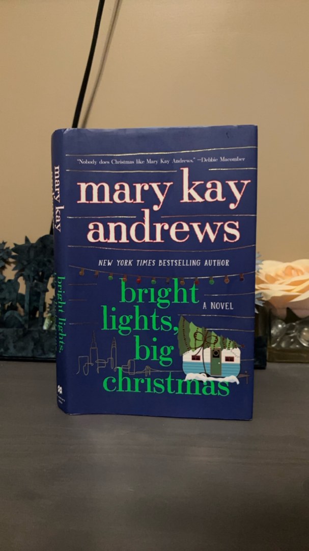 Bright Lights, Big Christmas