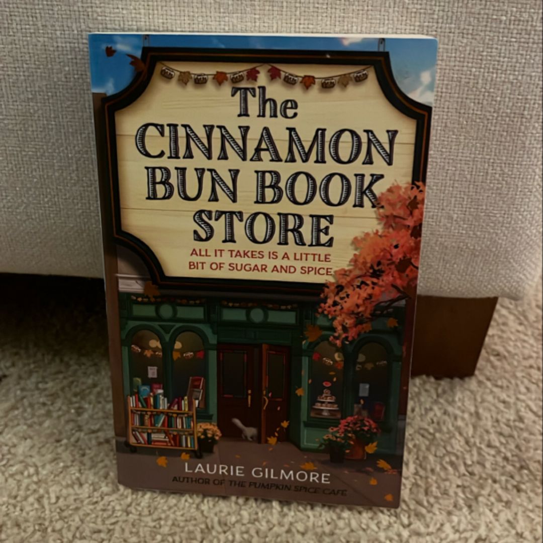 The Cinnamon Bun Book Store (Dream Harbor, Book 2)