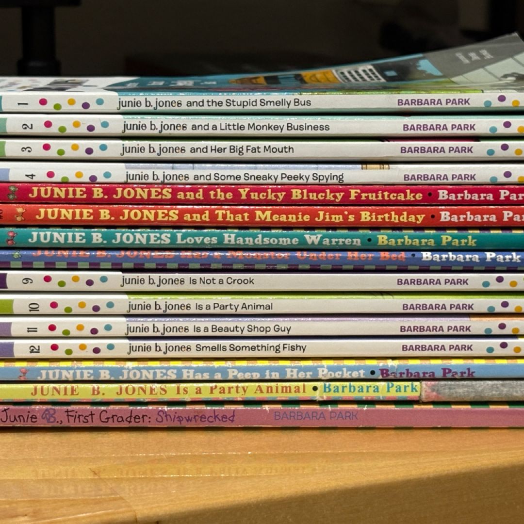 Junie B. Jones #9: Junie B. Jones Is Not a Crook