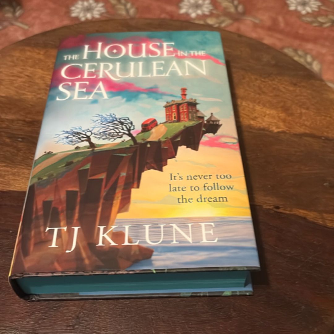 The House in the Cerulean Sea Illumicrate Exclusive
