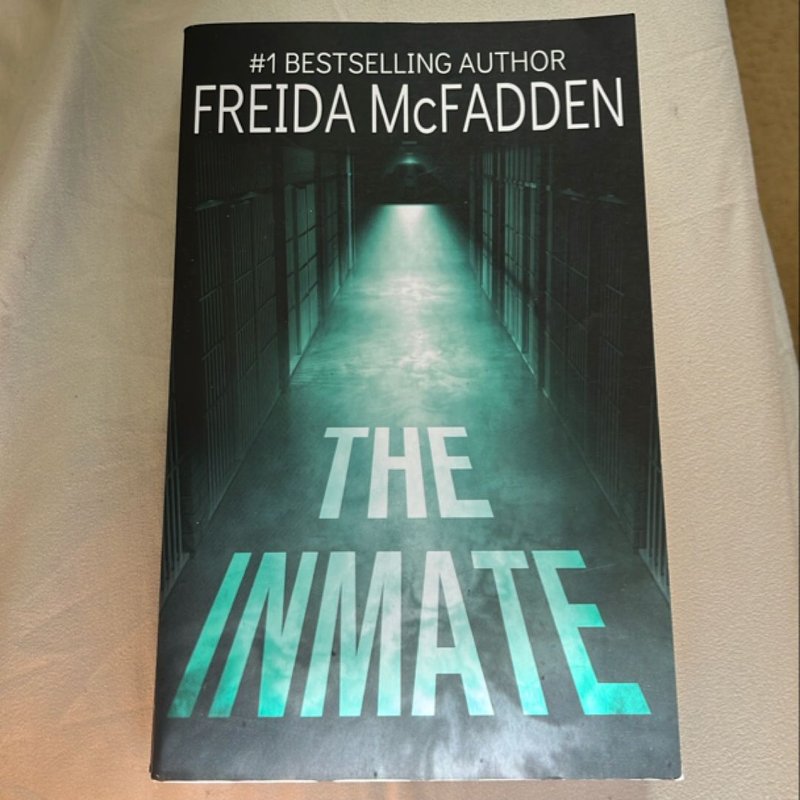 The Inmate by Freida McFadden, Paperback Pangobooks