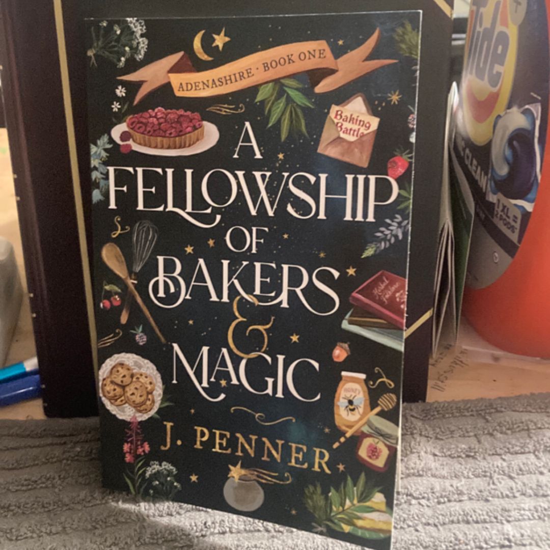 A Fellowship of Bakers and Magic (Standard Edition)