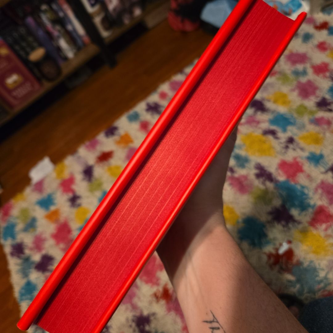 Red Queen Collector's Edition