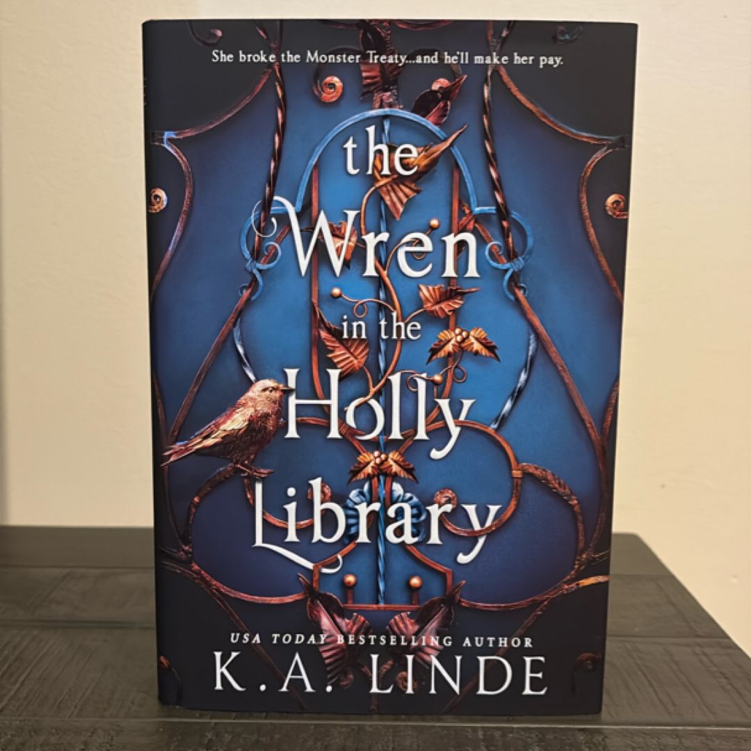 The Wren in the Holly Library (Deluxe Limited Edition)