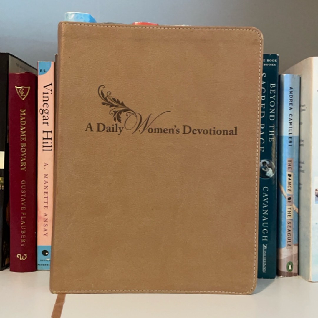 A Daily Women's Devotional