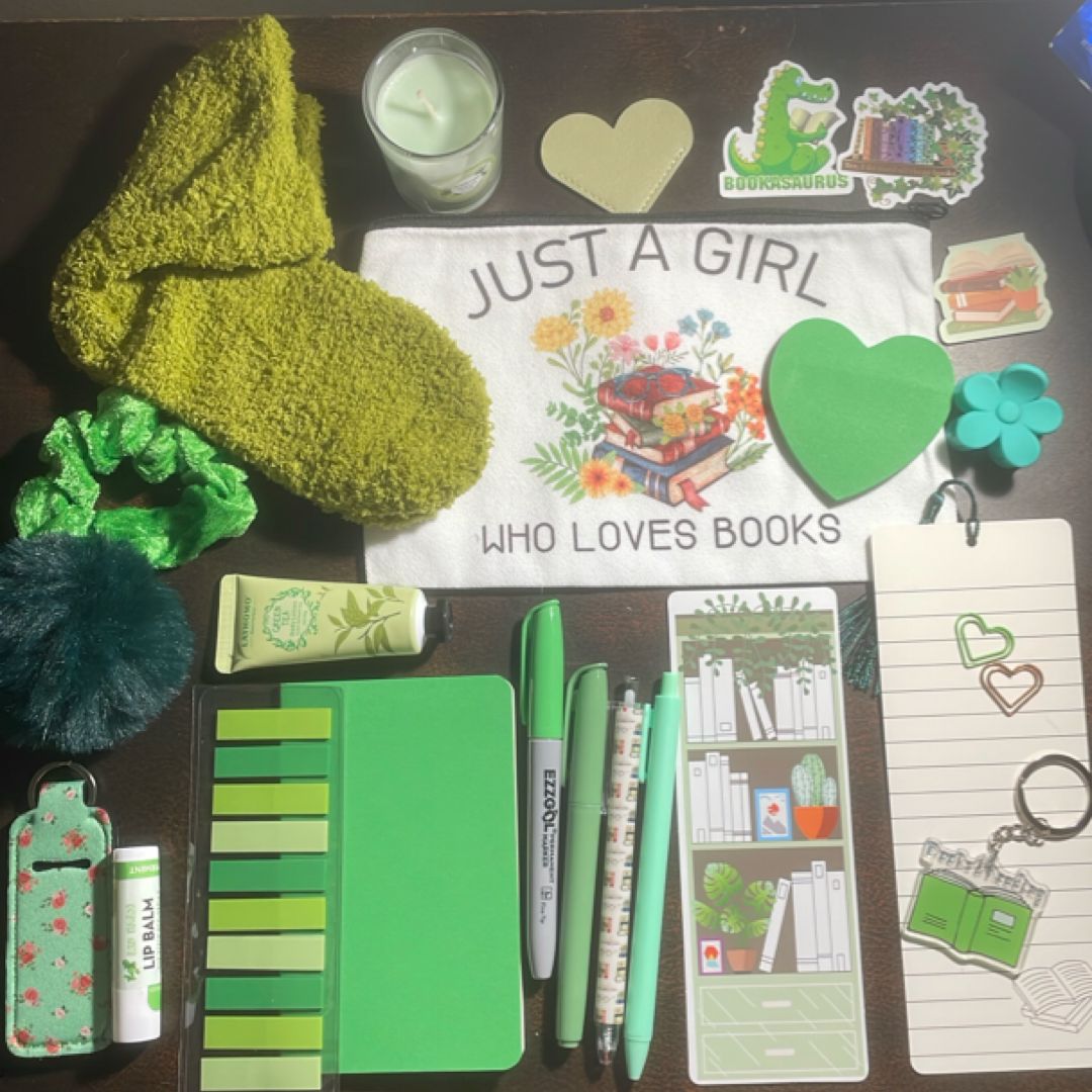Bookish Bundle in Green
