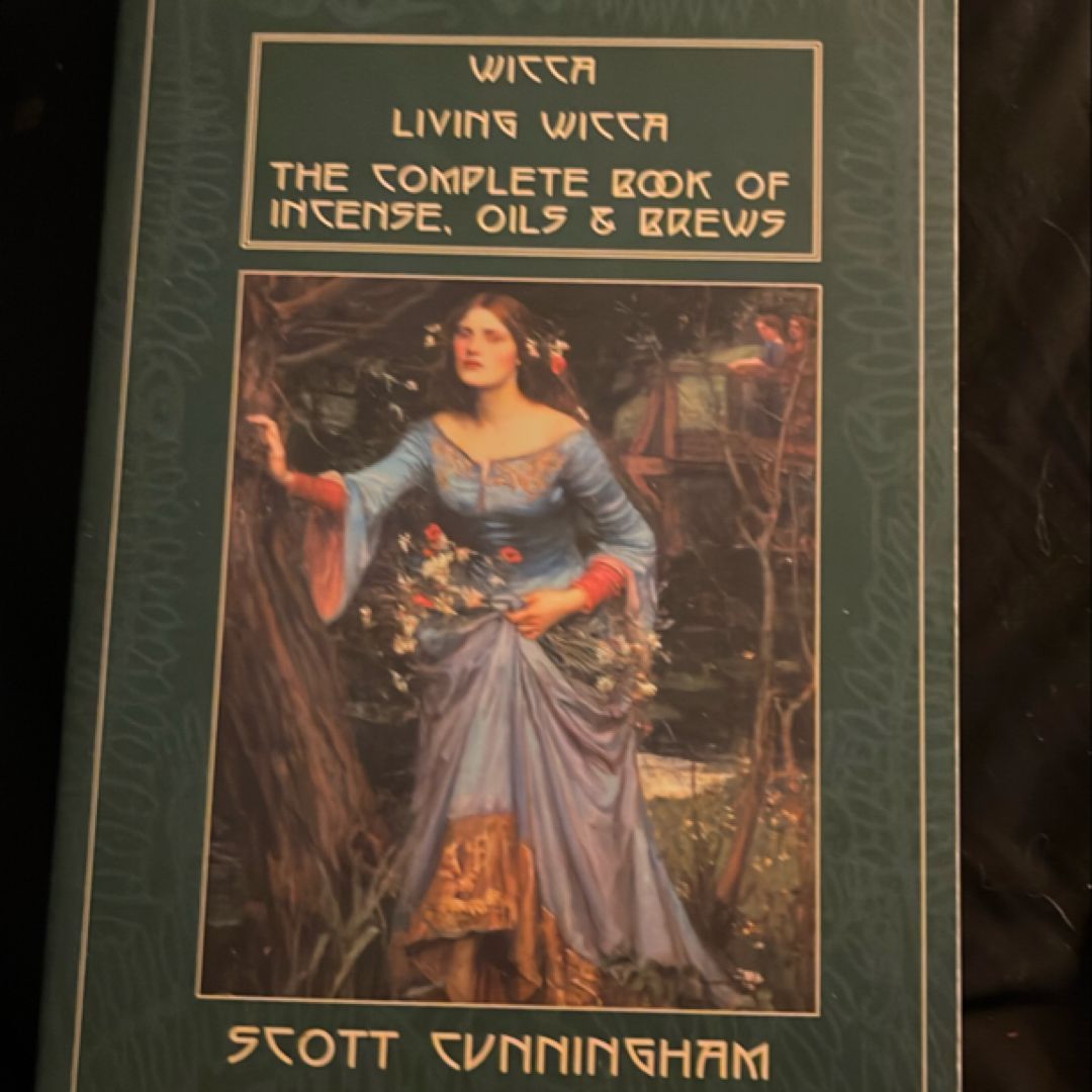 Wicca Living Wicca ; The Complete Book of Incense, Oils & Brews