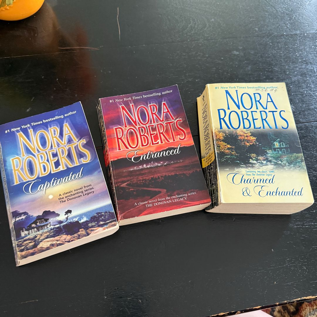 Book Bundle: 📚 The Donavan Legacy Series