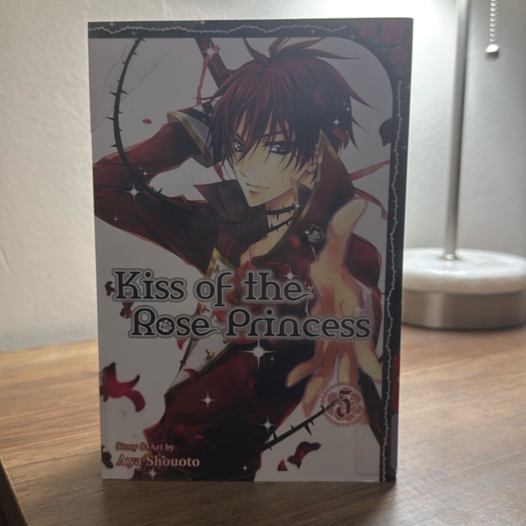 Kiss of the Rose Princess, Vol. 5