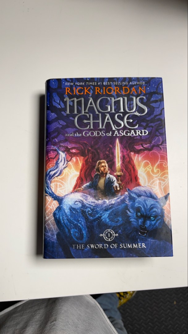 Magnus Chase and the Gods of Asgard, Book 1 the Sword of Summer (Magnus Chase and the Gods of Asgard, Book 1)