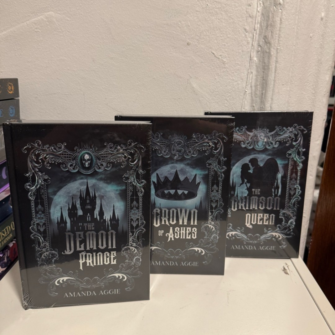 Luna & Lore Dark Halos Series 