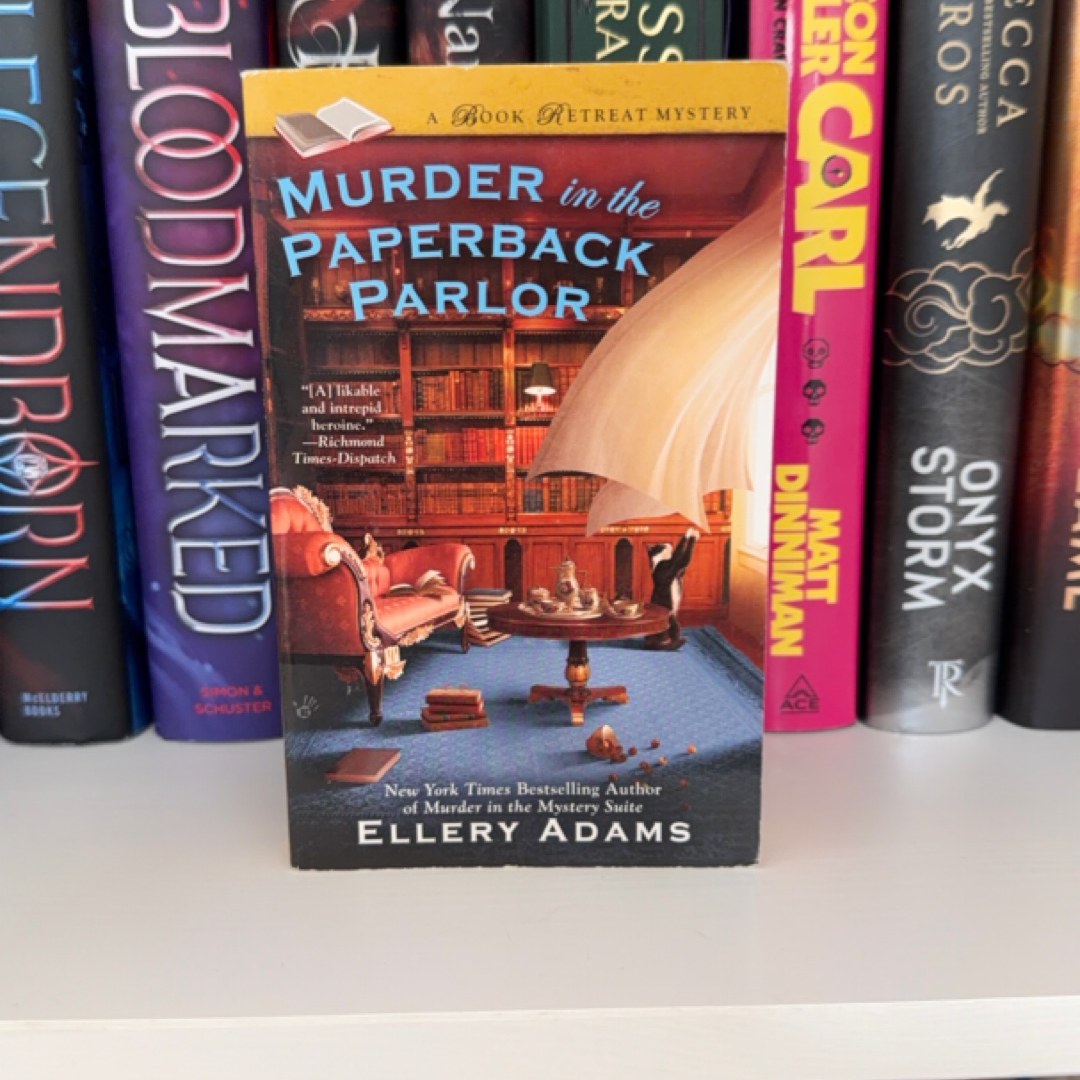 Murder in the Paperback Parlor