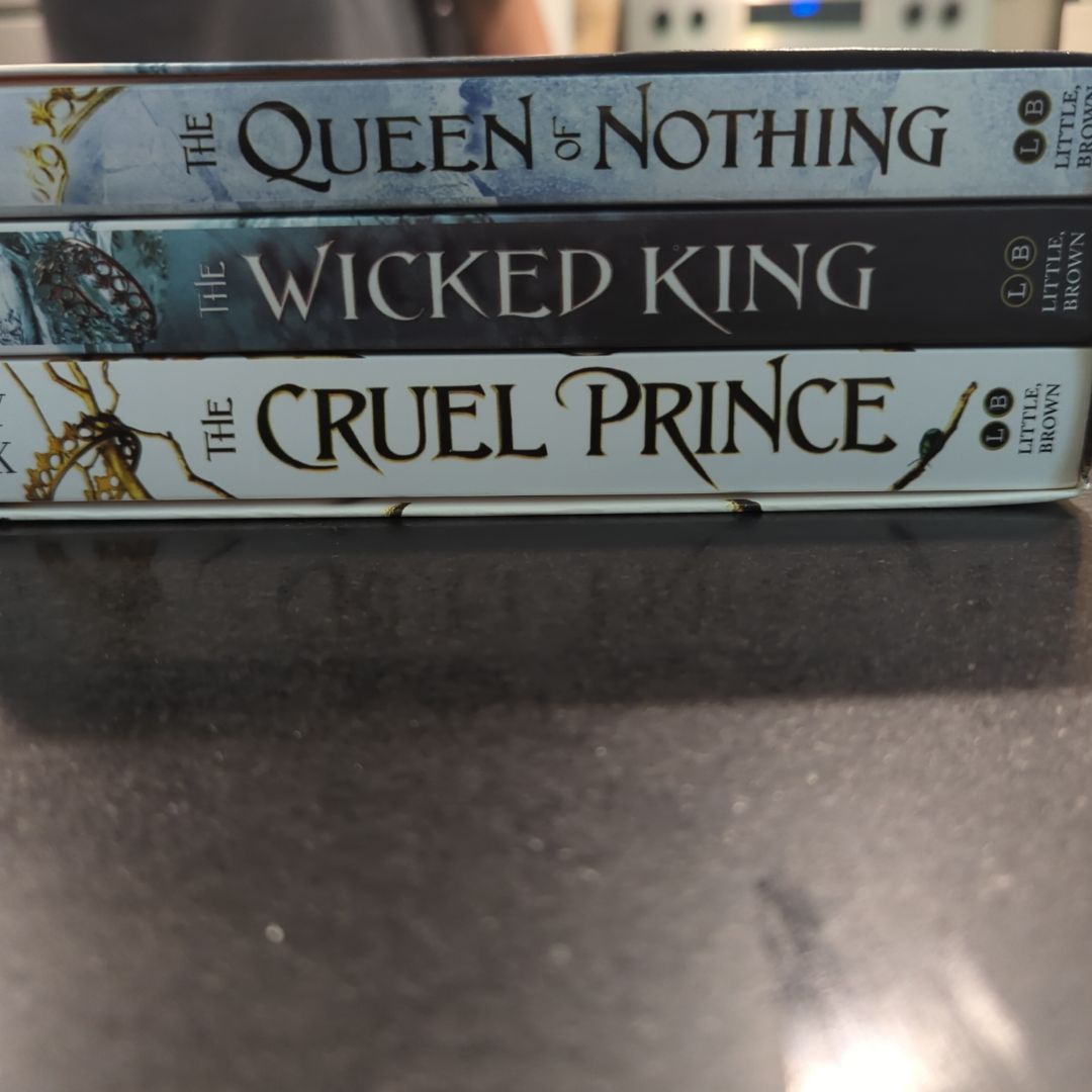 The Folk of the Air Boxset