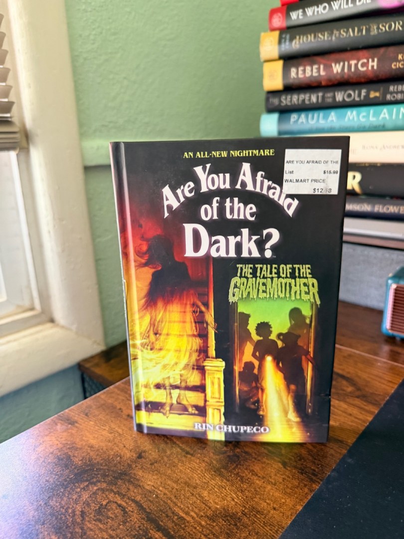 The Tale of the Gravemother (Are You Afraid of the Dark #1)