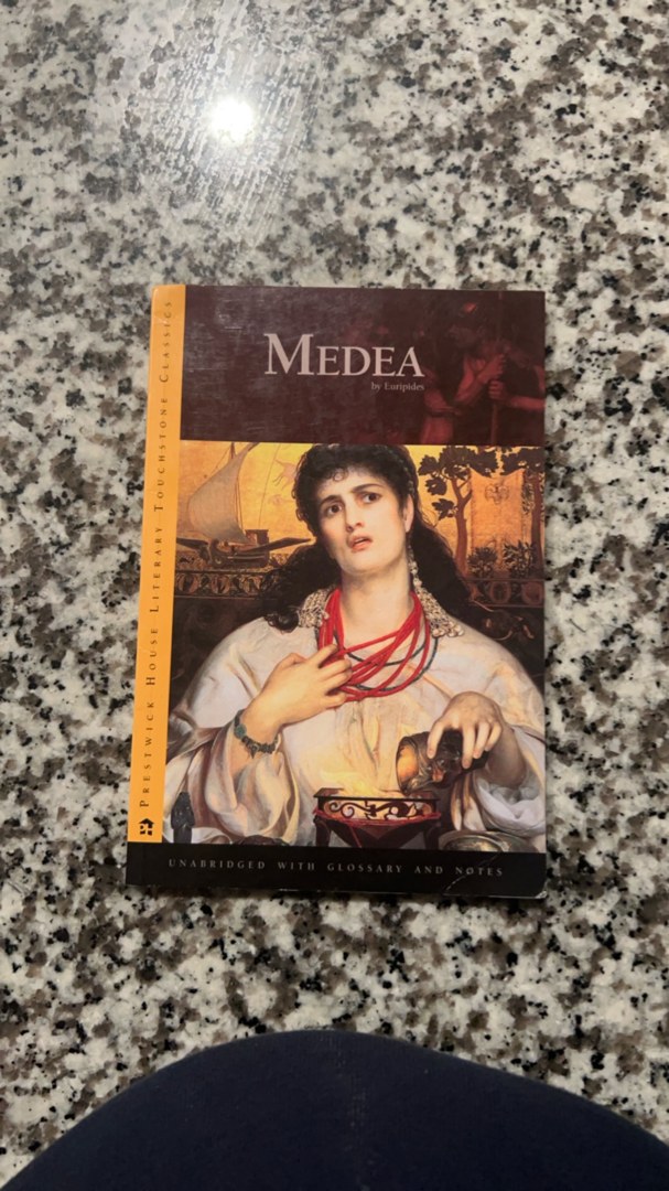Medea - Literary Touchstone Edition