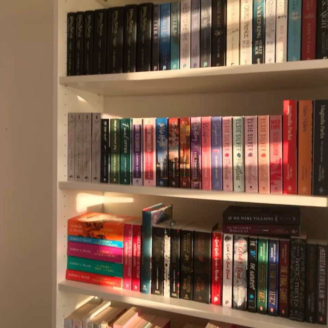 Sara’s Bookshelf