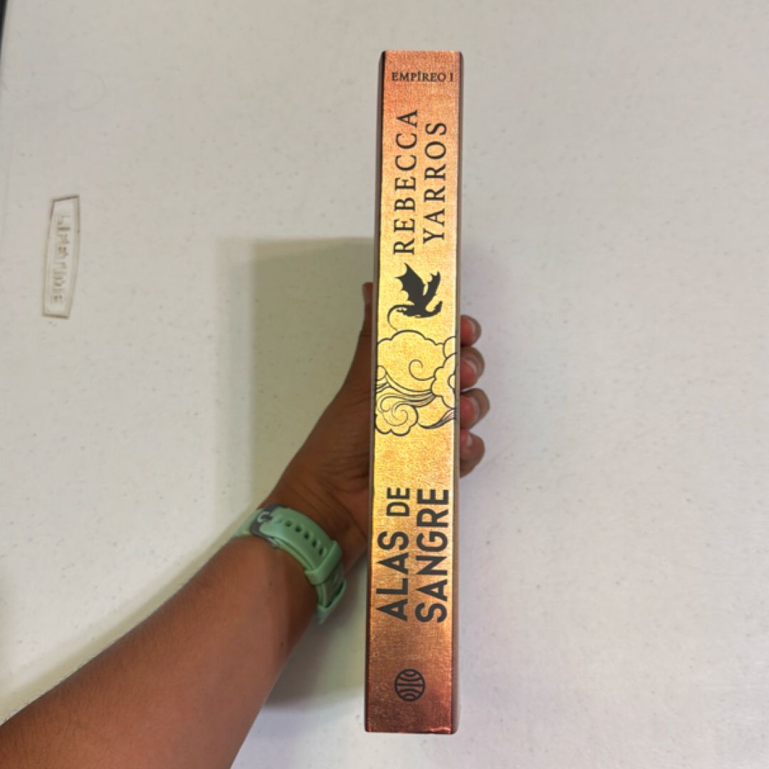 Alas de Sangre / Fourth Wing (Spanish Edition) by Rebecca Yarros ...
