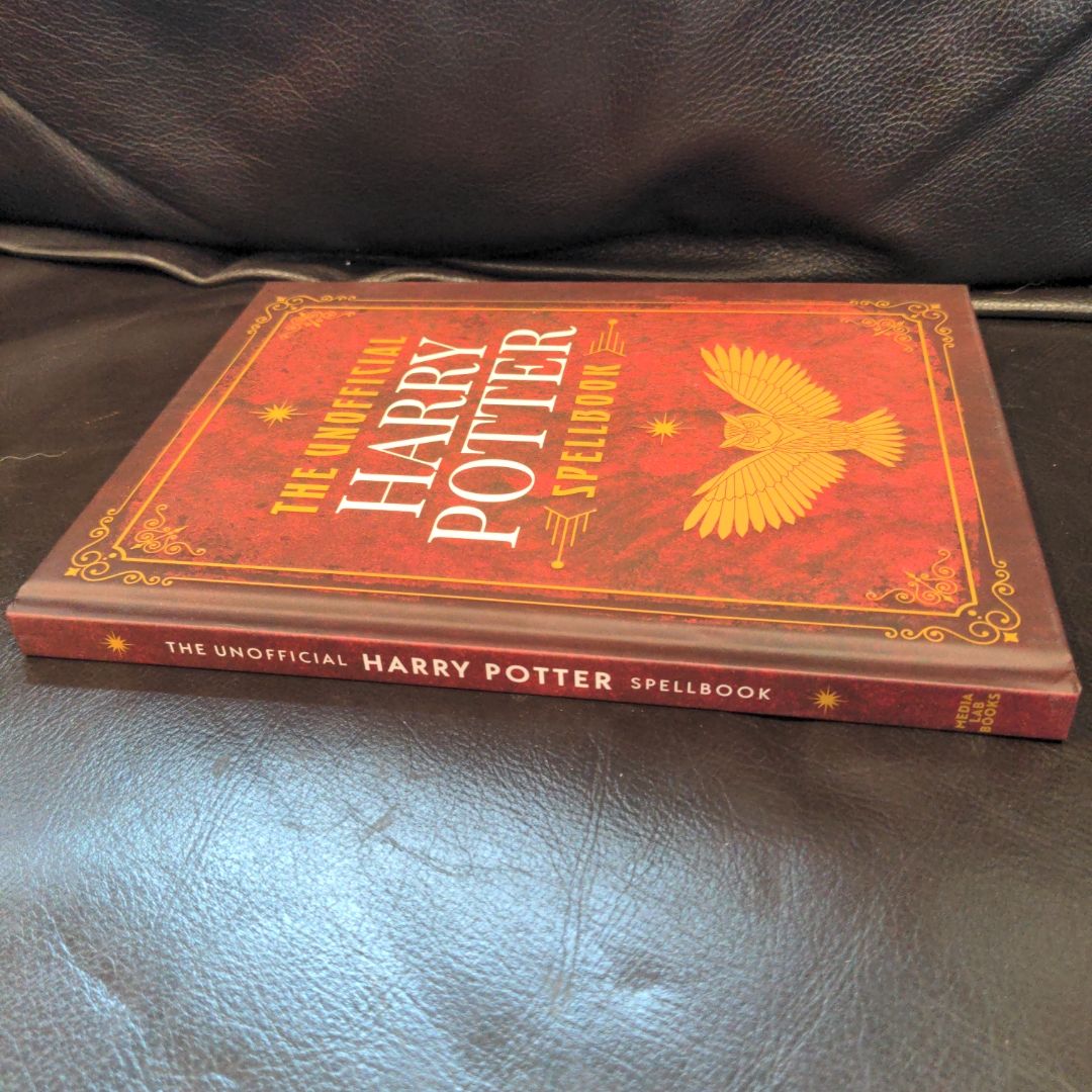 The Unofficial Harry Potter Spell Book - Special Edition