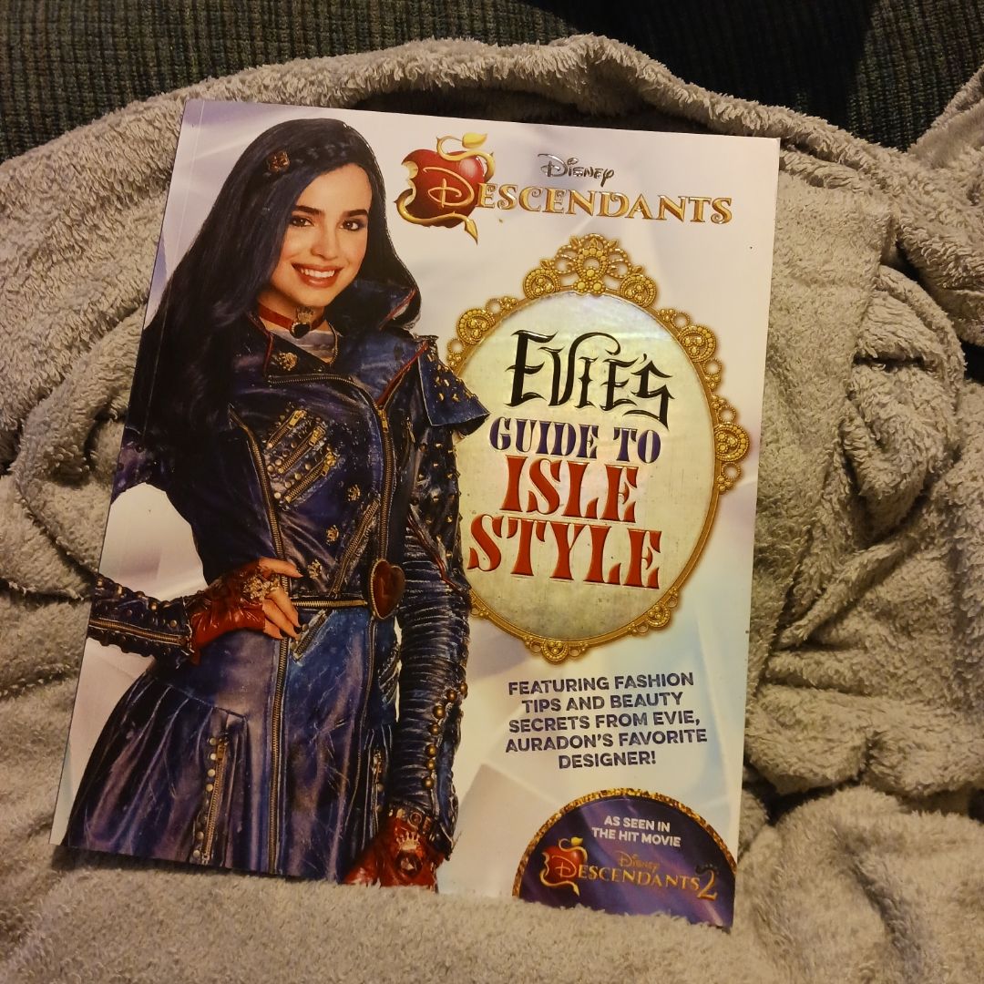 Descendants: Evie's Guide to Isle Style