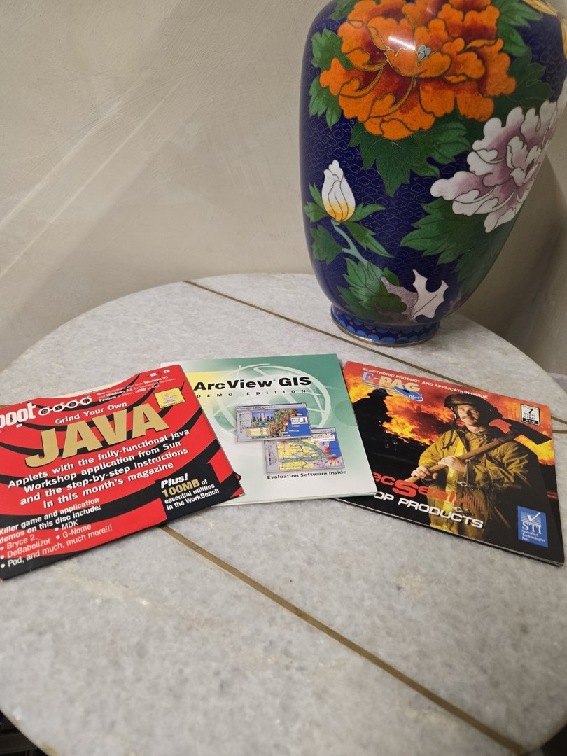 Software Lot 