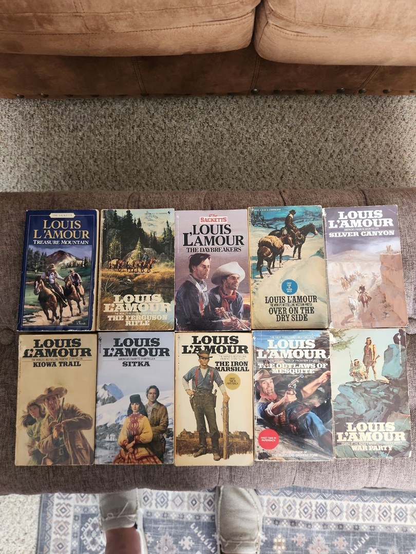 Louis L'Amour Lot of 10 Western Paperback Books Set #5