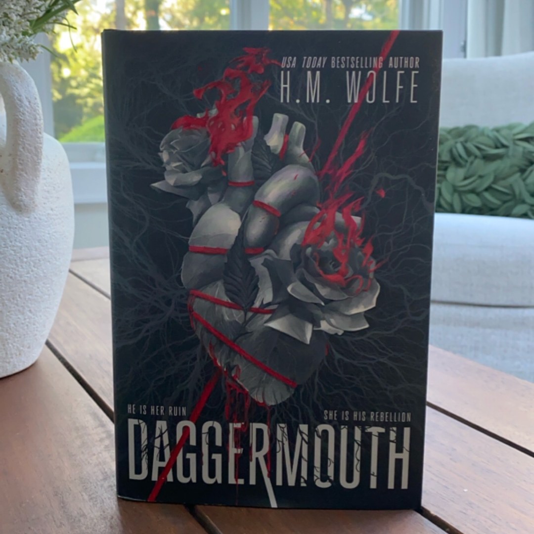 Daggermouth