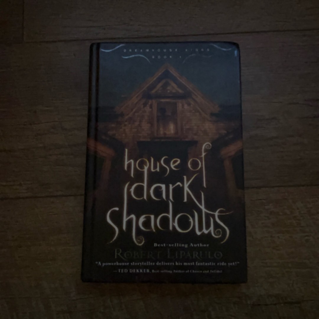 House of Dark Shadows vol. 1