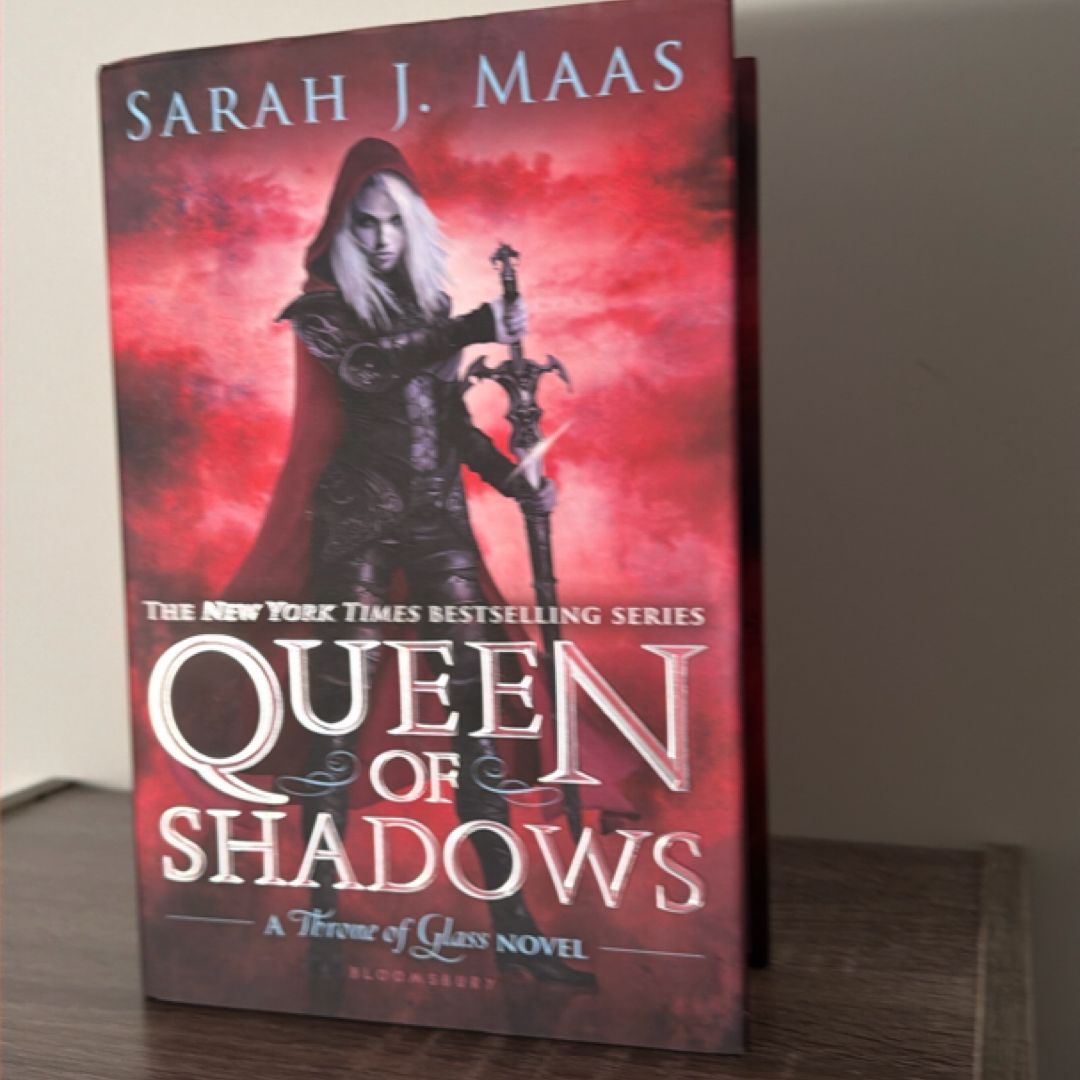 Queen of Shadows (First Edition)