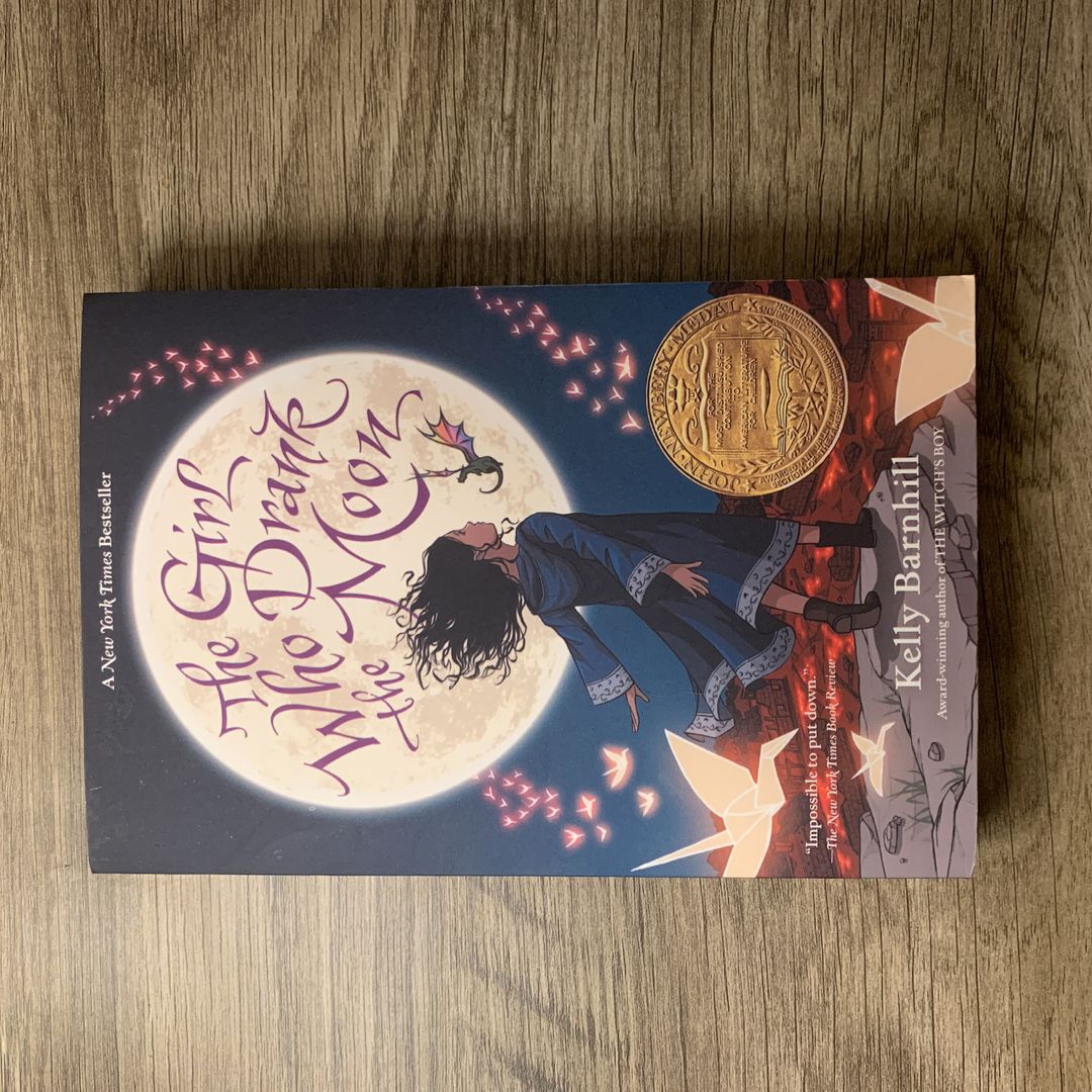 The Girl Who Drank the Moon (Winner of the 2017 Newbery Medal)