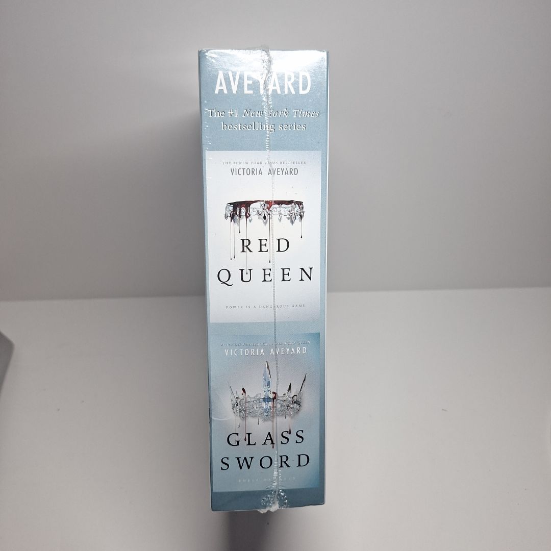 Red Queen 2-Book Paperback Box Set